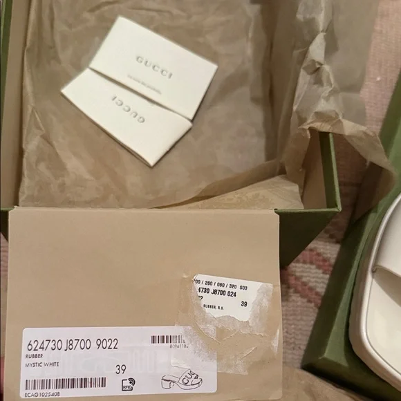 Gucci Cream Women's Slide Sandals - Picture 4 of 5